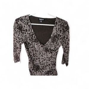 Unlisted Black and Gray Patterned Top